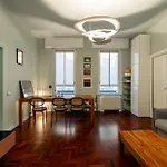 Cairoli Suite E Garage