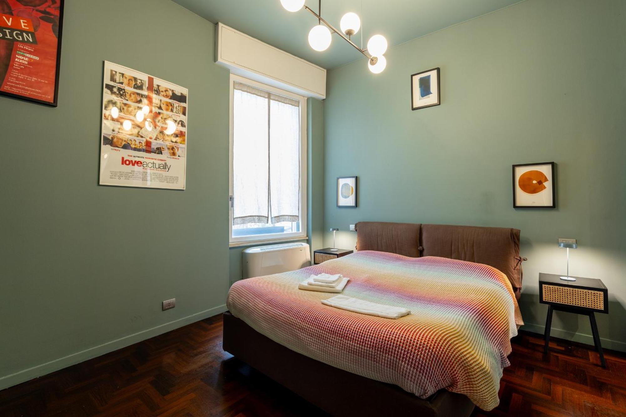 Cairoli E Garage Apartment Milan